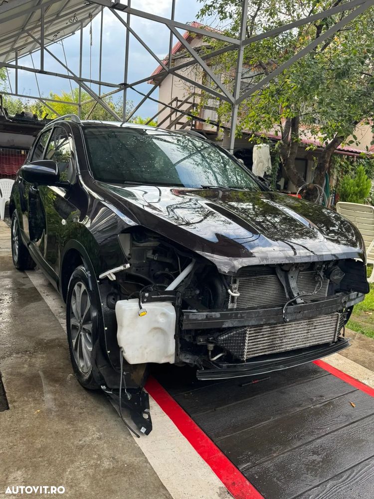 Dezmembrez Nisaan Qashqai J10 - 1