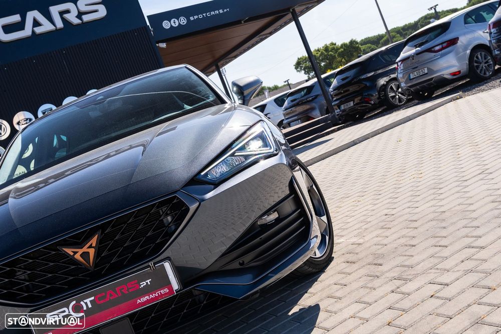Cupra Leon 1.4 e-Hybrid MID DSG - 4