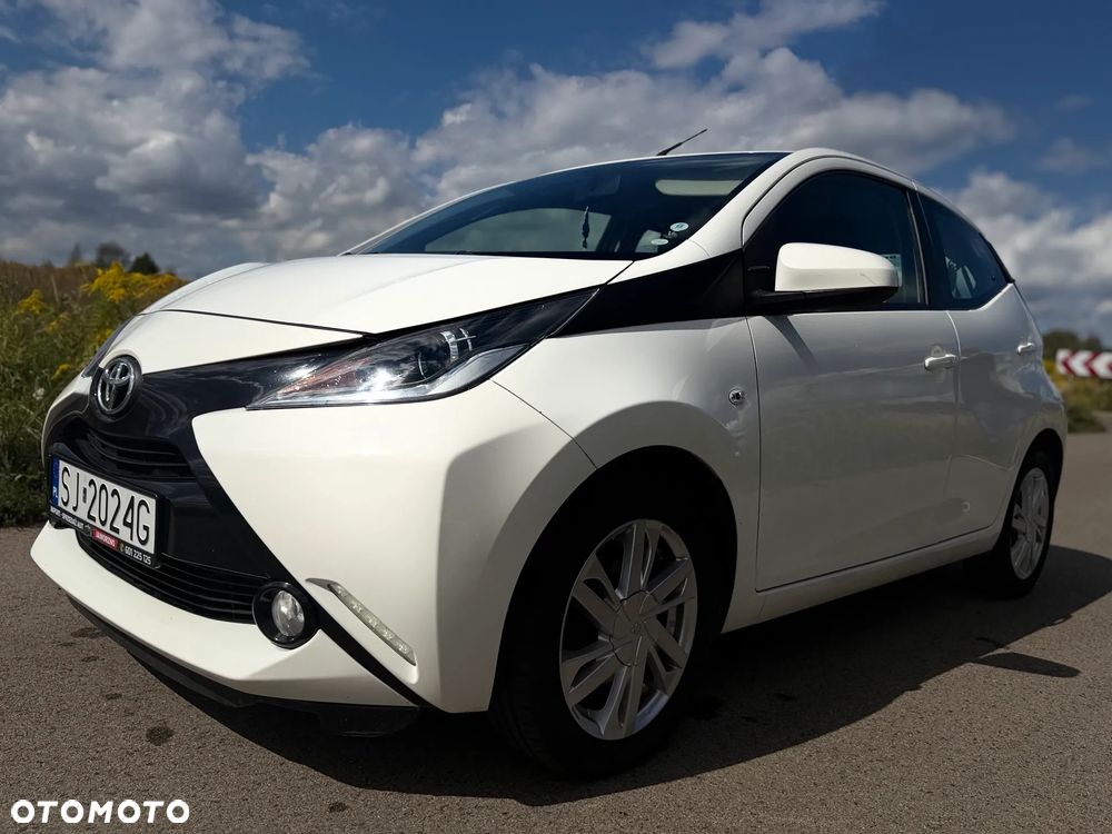Toyota Aygo x-clusiv - 16