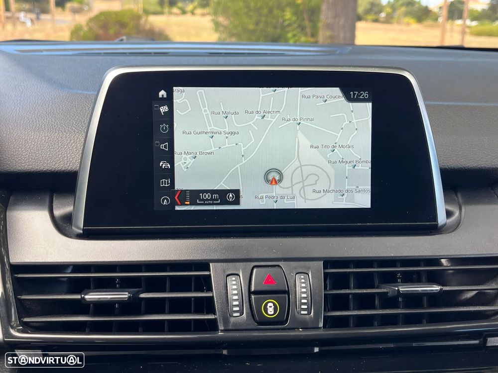 BMW 216 Active Tourer d - 23