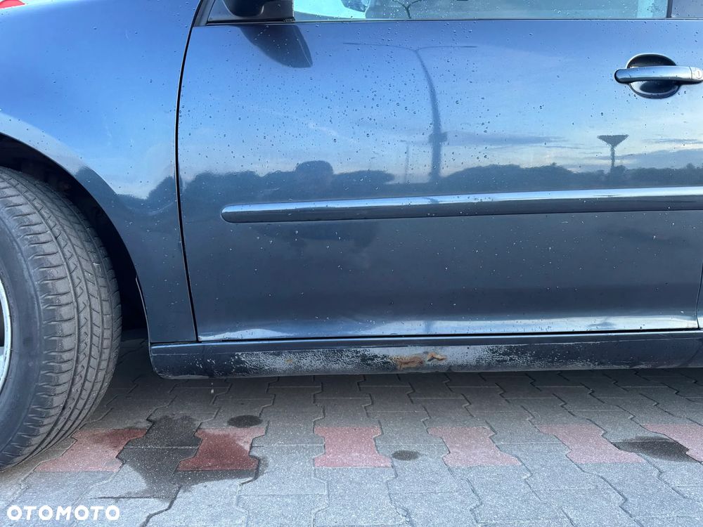 Volkswagen Golf - 10