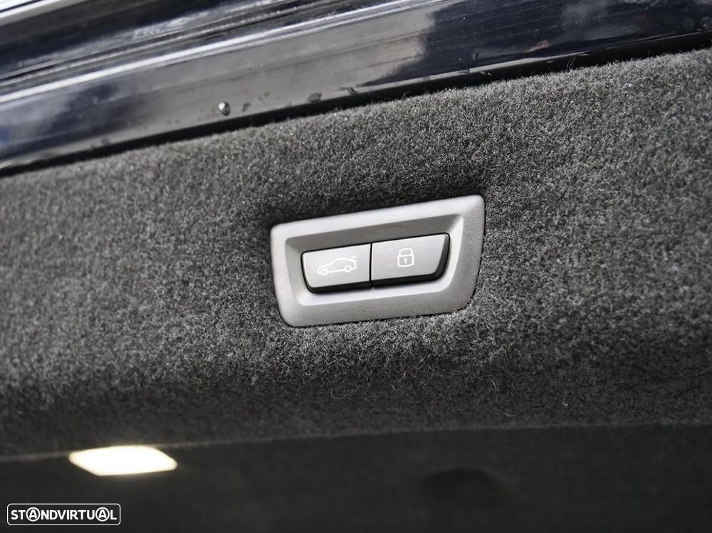 BMW i7 xDrive60 - 16