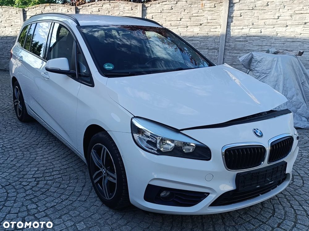BMW Seria 2 218d Sport Line - 1