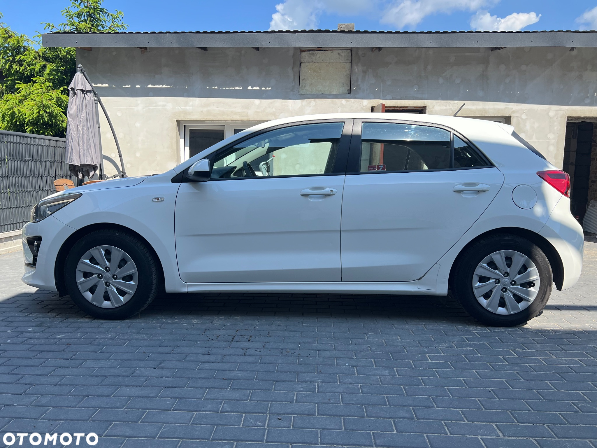Kia Rio - 5