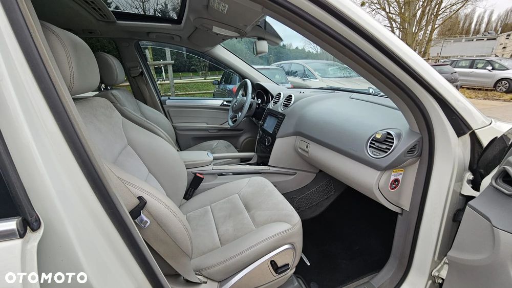 Mercedes-Benz ML 300 CDI BlueEff 4-Matic - 23