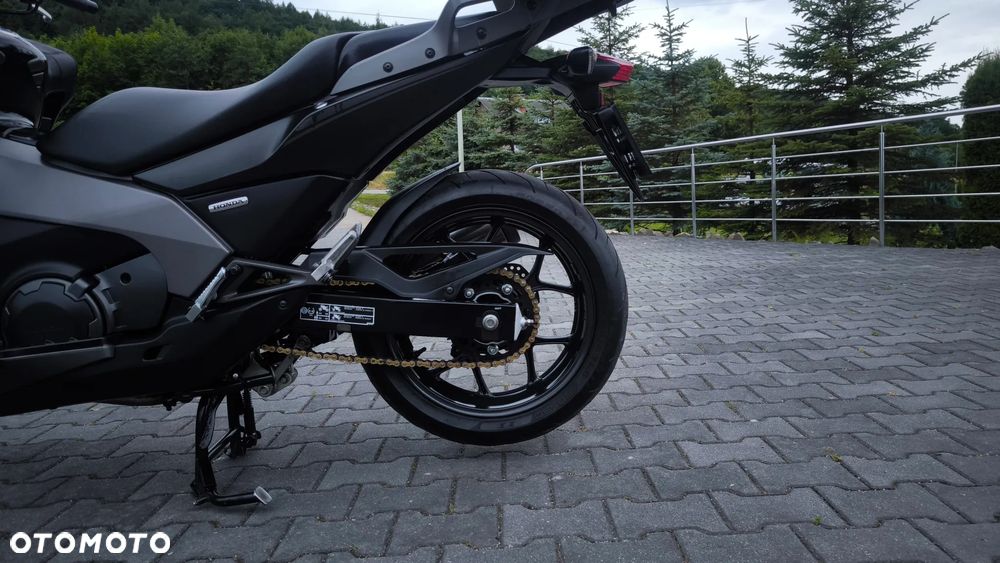 Honda NC - 20