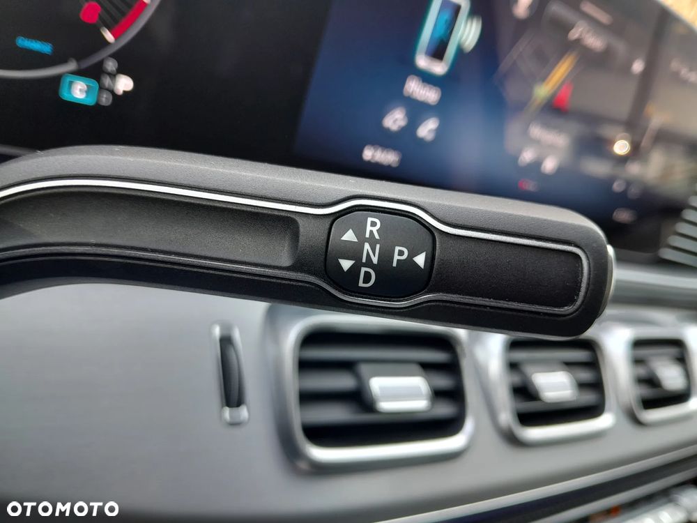 Mercedes-Benz GLE - 15