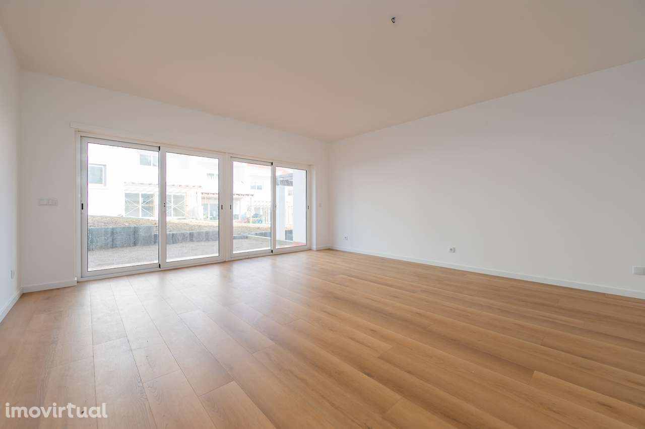 Moradia em Banda T2+1 Venda em Queluz e Belas,Sintra - Grande imagem: 4/56