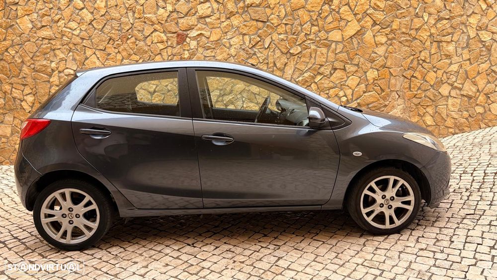 Mazda 2 1.3 MZR Sport - 4