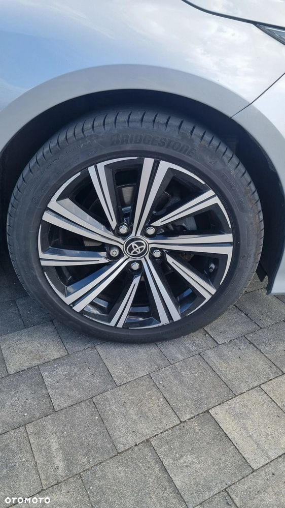 Toyota Corolla - 13
