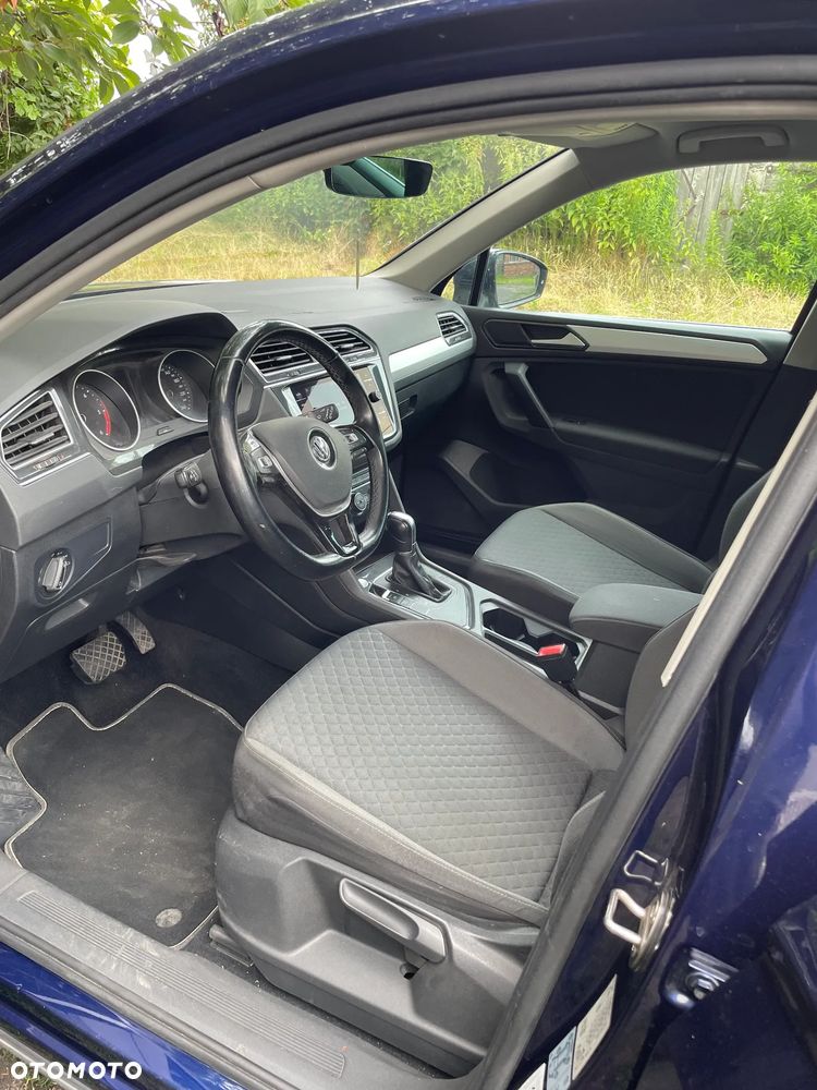Volkswagen Tiguan - 21