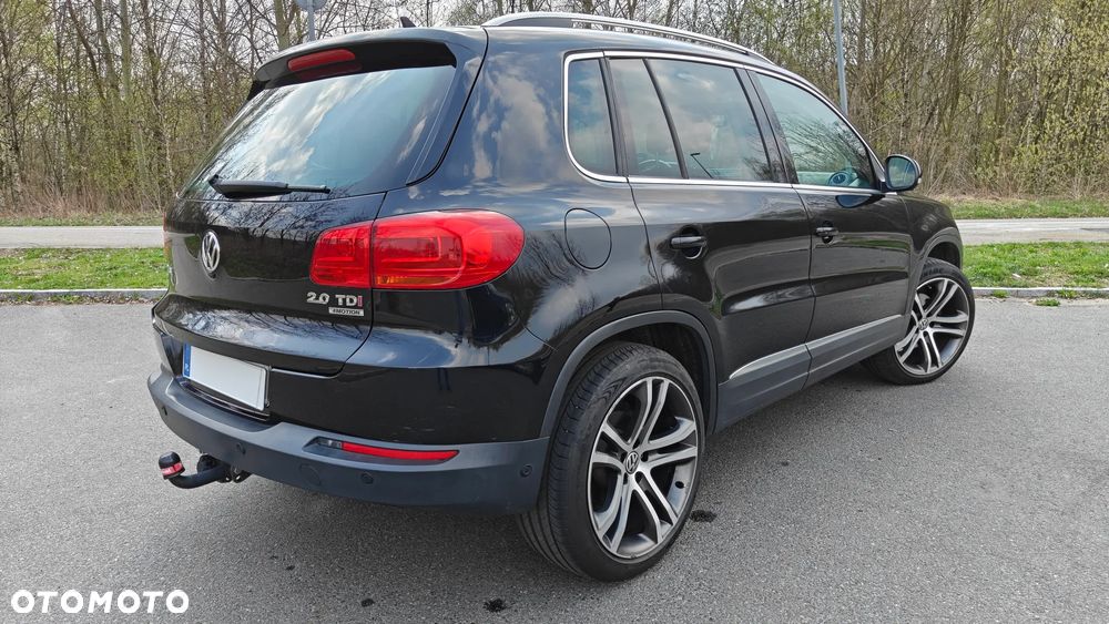 Volkswagen Tiguan 2.0 TDI DPF 4Motion BlueMotion Technology DSG Exclusive - 4