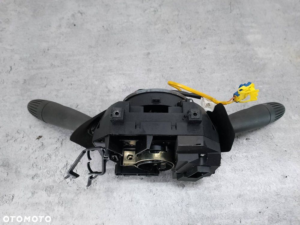 PRZEŁĄCZNIK ZESPOLONY FIAT DOBLO I FL 7354166620 1.9 JTD - 2