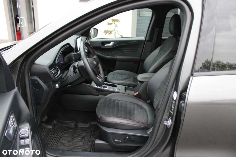 Ford Kuga - 22