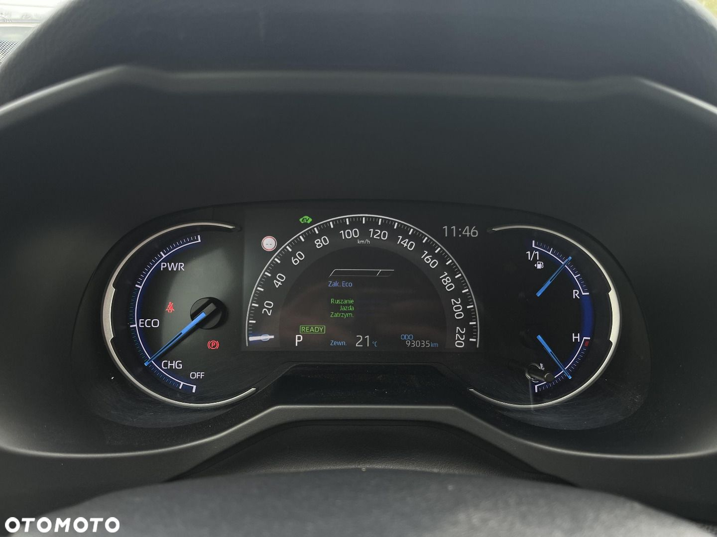 Toyota RAV4 - 11