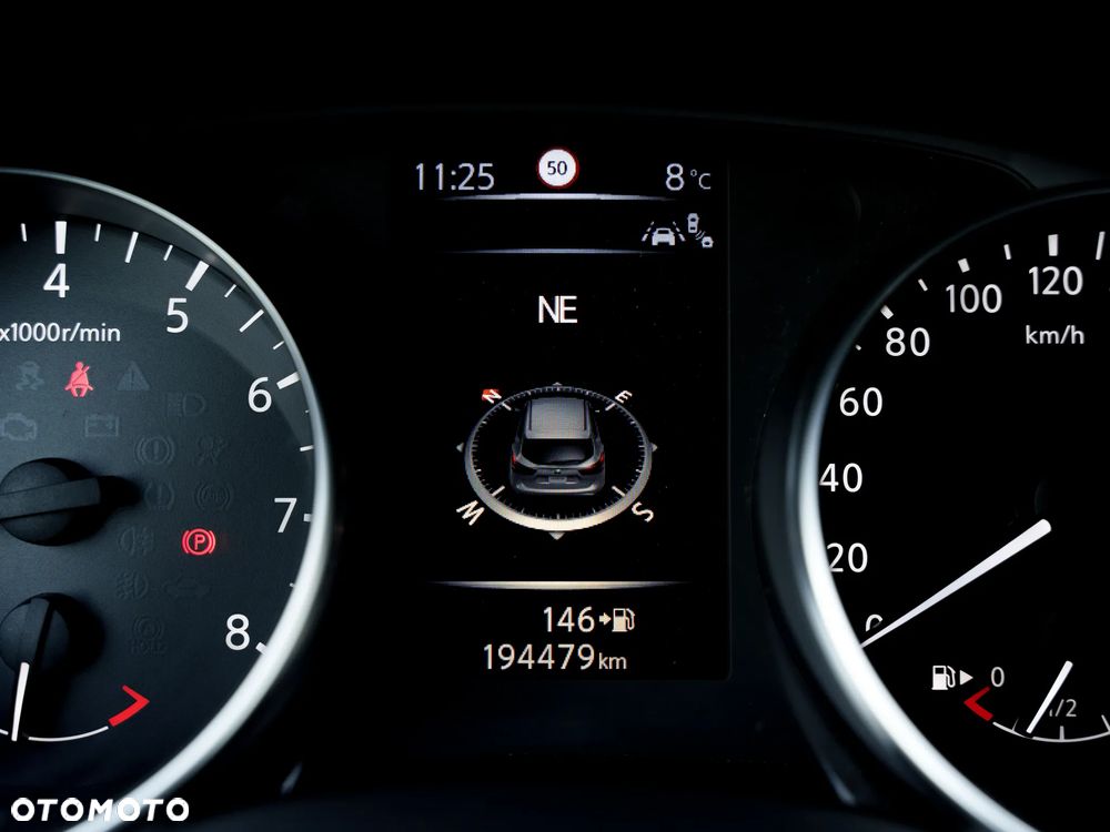 Nissan Qashqai 1.2 DIG-T N-Connecta EU6 - 26