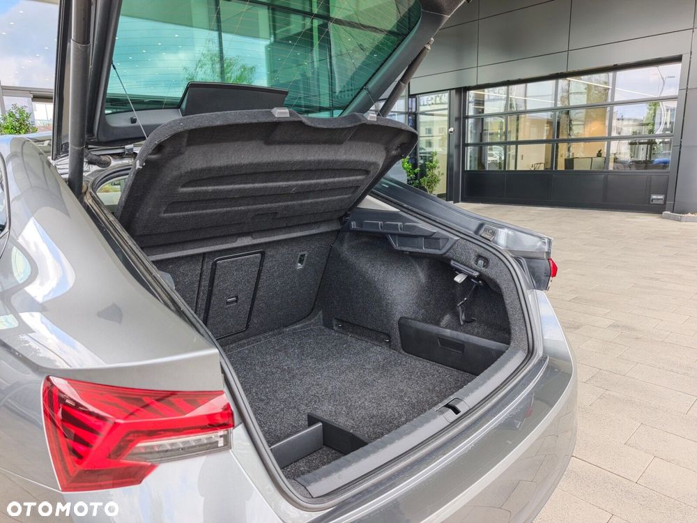 Skoda Octavia 1.5 TSI mHEV Selection DSG - 27