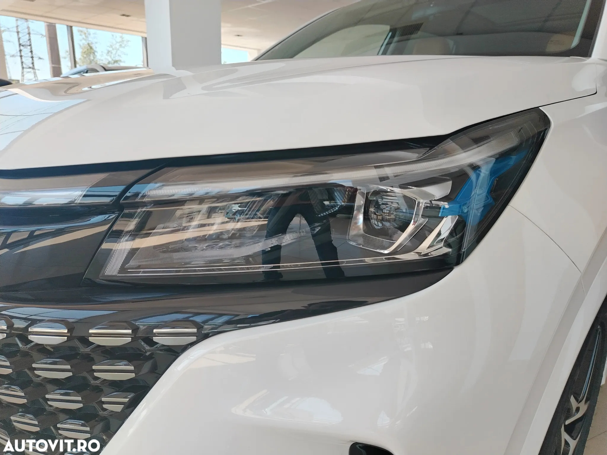 DFSK E5 Fengon PHEV - 31