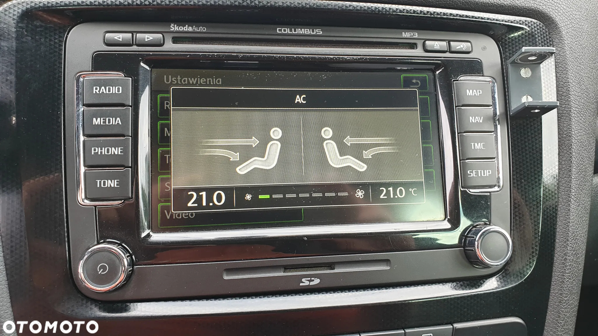 Skoda Octavia Combi 2.0 TDI DPF DSG RS - 24