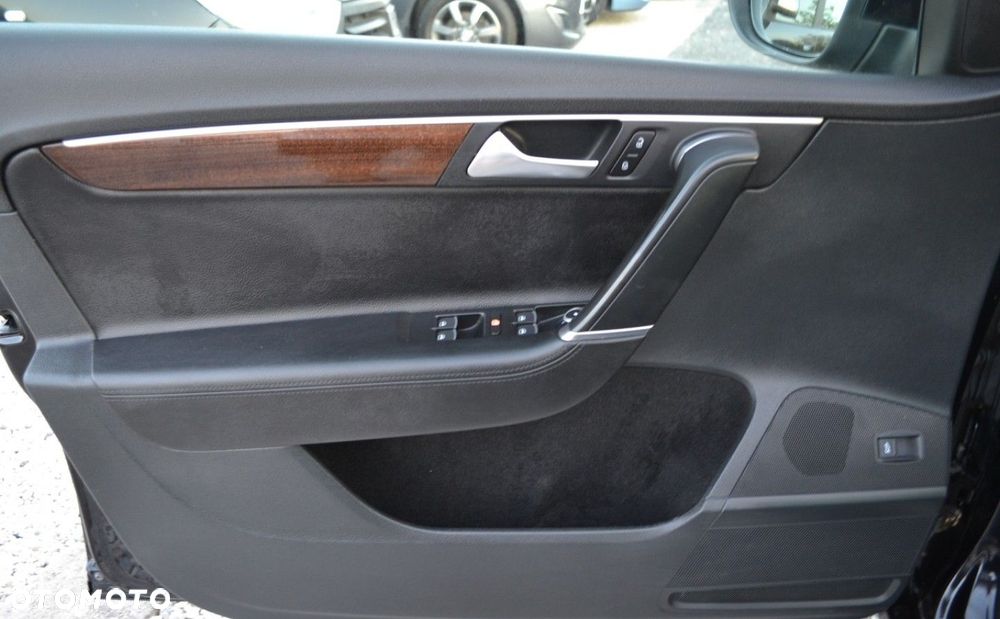Volkswagen Passat - 21