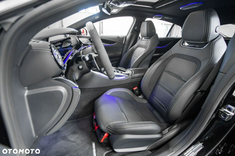 Mercedes-Benz AMG GT - 26