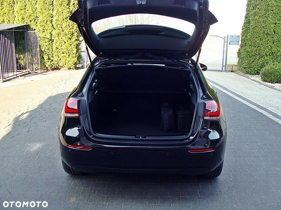 Mercedes-Benz Klasa A 250 e 8G-DCT Progressive Advanced - 25