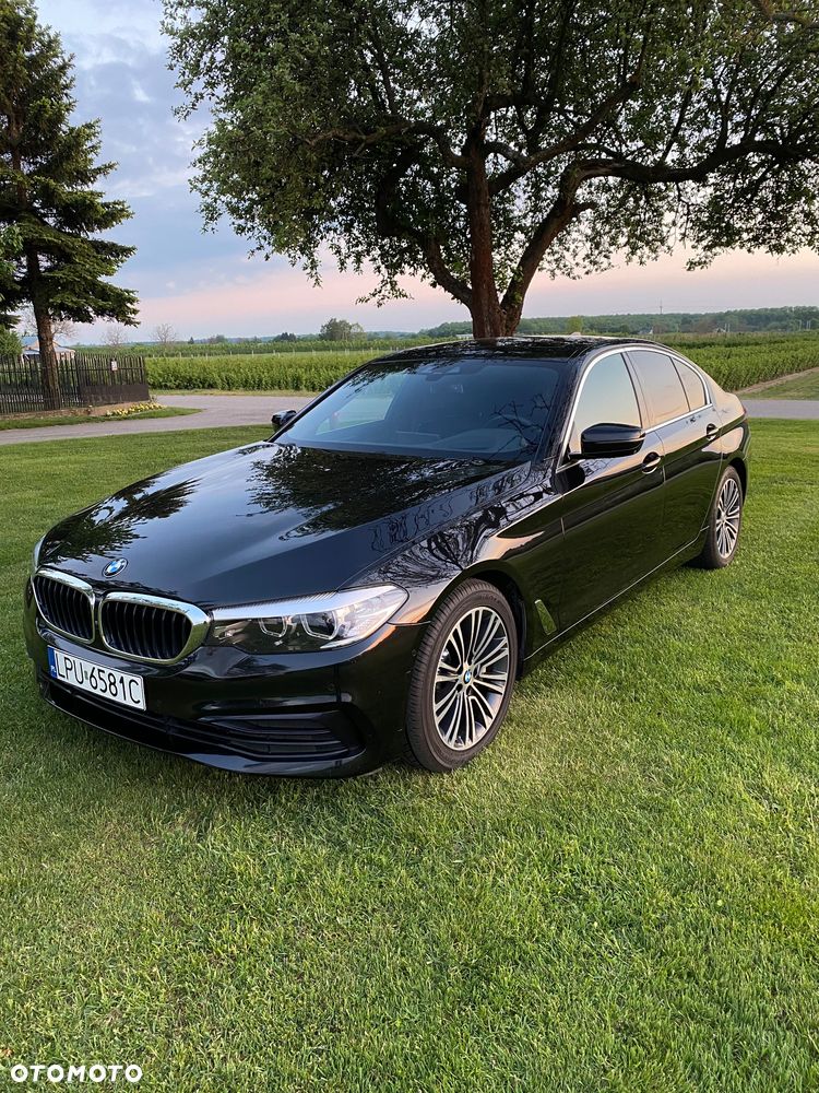 BMW Seria 5 530i Sport Line - 3