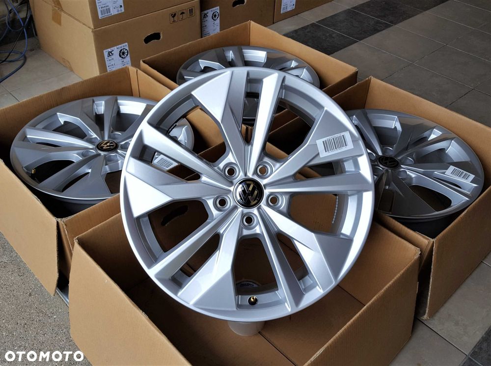 Alufelgi 18 5x112 VW Golf Passat Tiguan Jetta Touran Caddy T-Roc Nowe Oryginalne ! 822# - 2