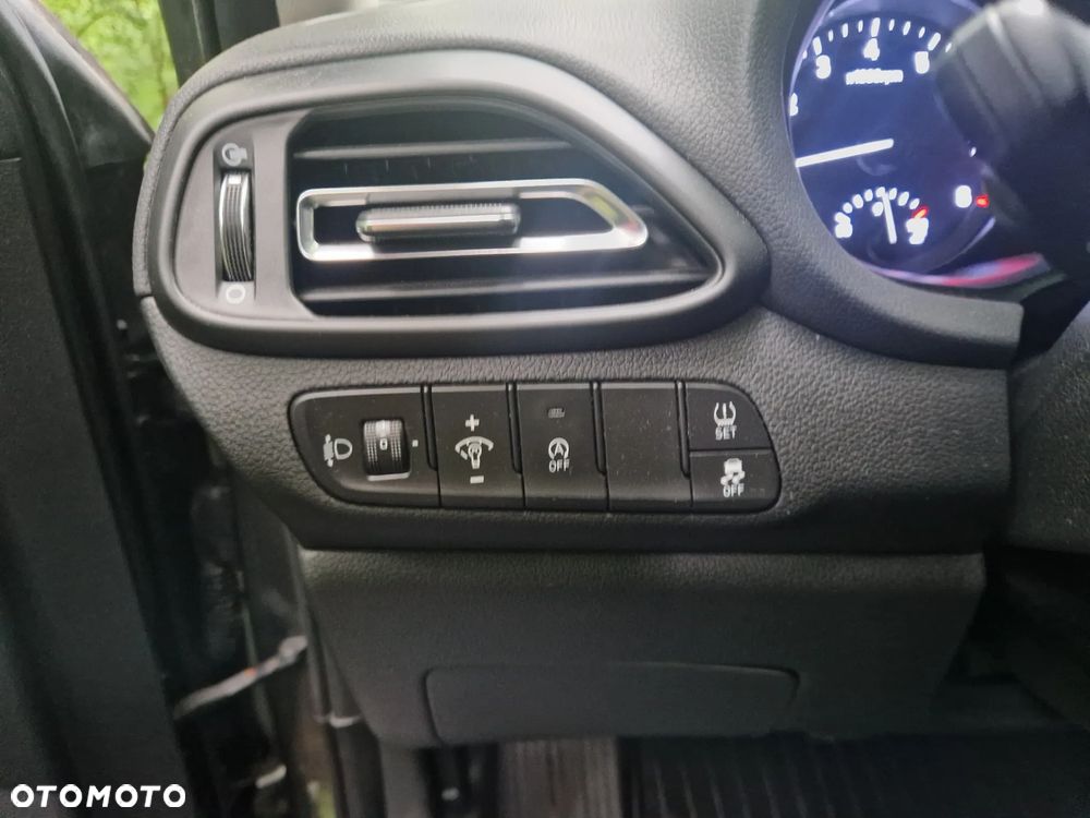 Hyundai i30 - 28