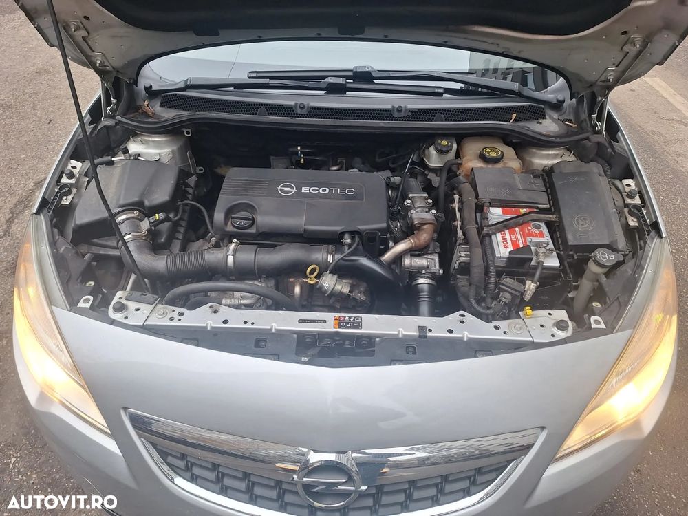 Opel Astra 1.7 CDTI ECOTEC - 9