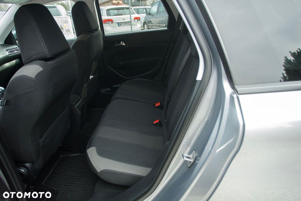 Peugeot 308 - 13