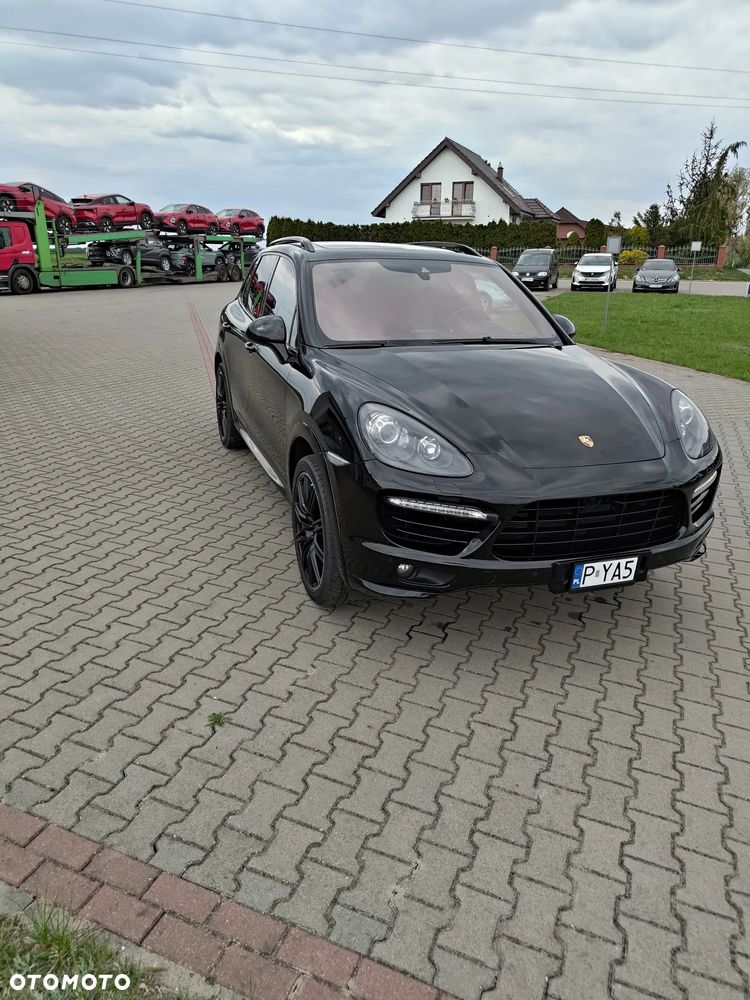 Porsche Cayenne Turbo Tiptronic S - 4