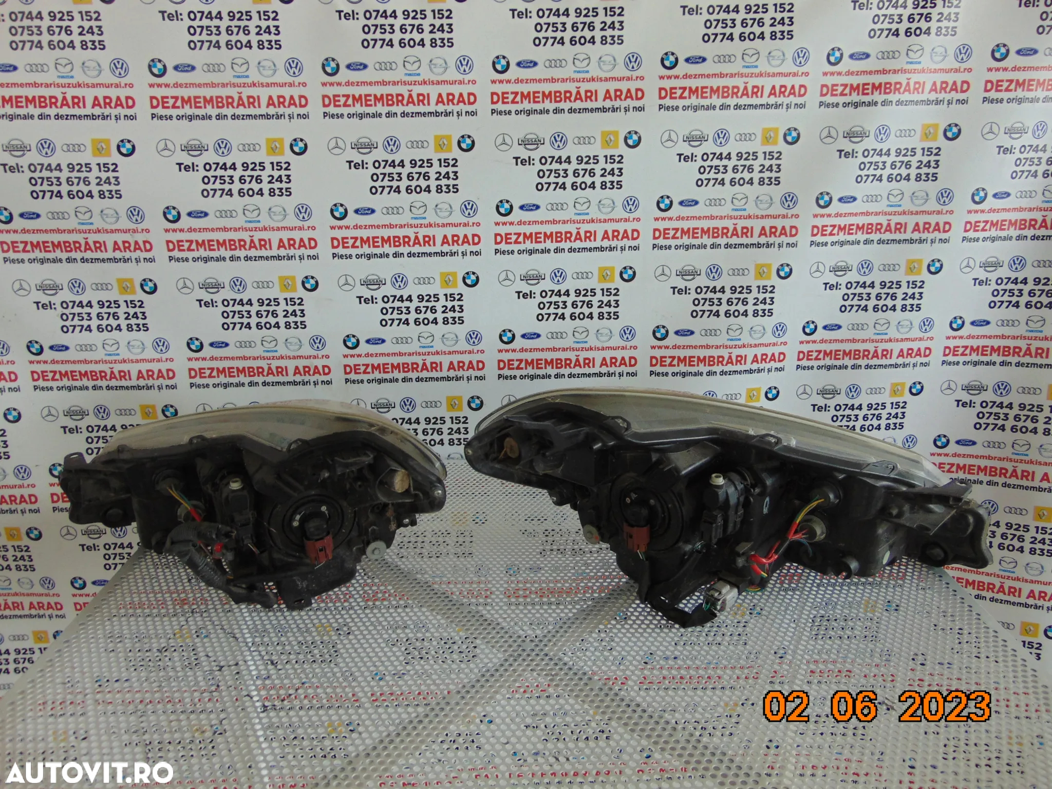 Far Toyota yaris 2012-2017 faruri lupa stanga dreapta toyota yaris 3 p13 dezmembrez - 5