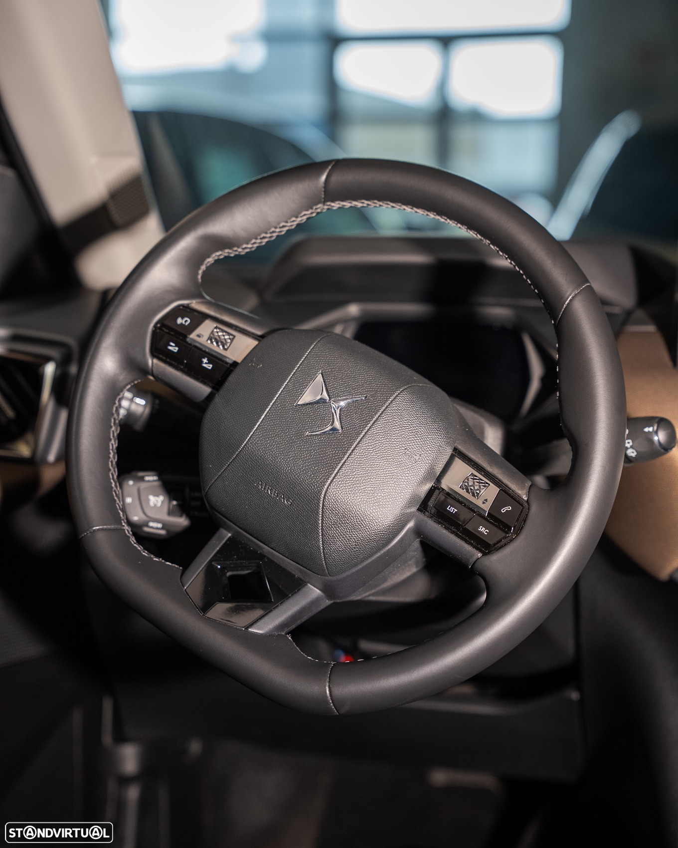 DS DS3 Crossback E-TENSE PERFORMANCE LINE - 36