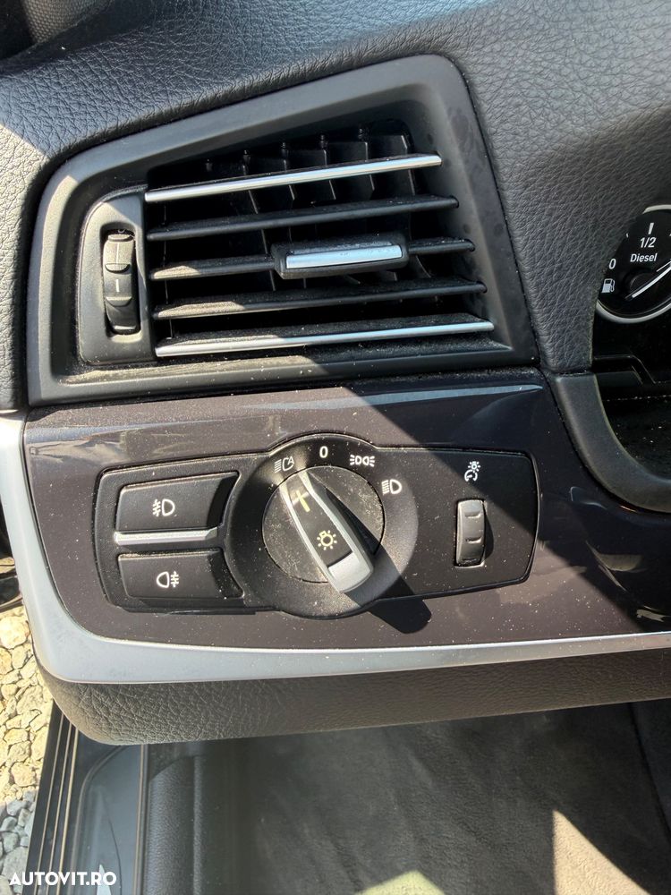 BMW Seria 5 520d xDrive Aut. - 11