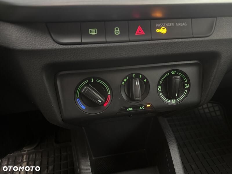 Skoda Fabia 1.0 Ambition - 16