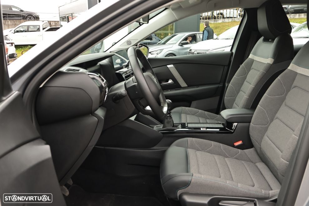 Citroën C4 1.2 PureTech Max - 24