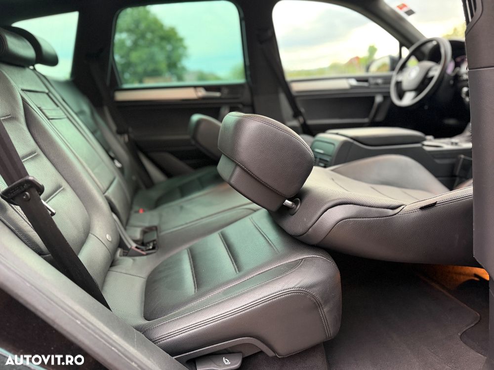 Volkswagen Touareg - 21
