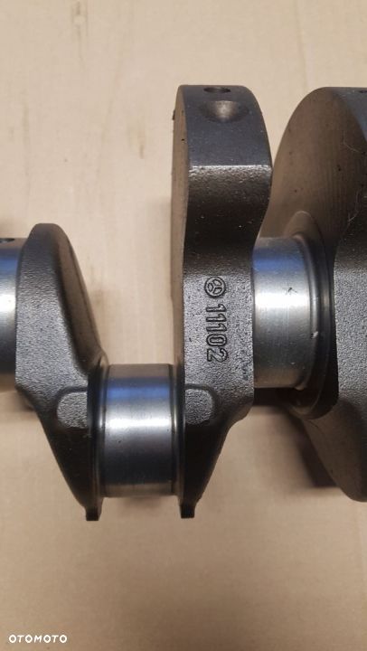 WAŁ KORBOWY MERCEDES 2,2, diesel OM 604 - 3