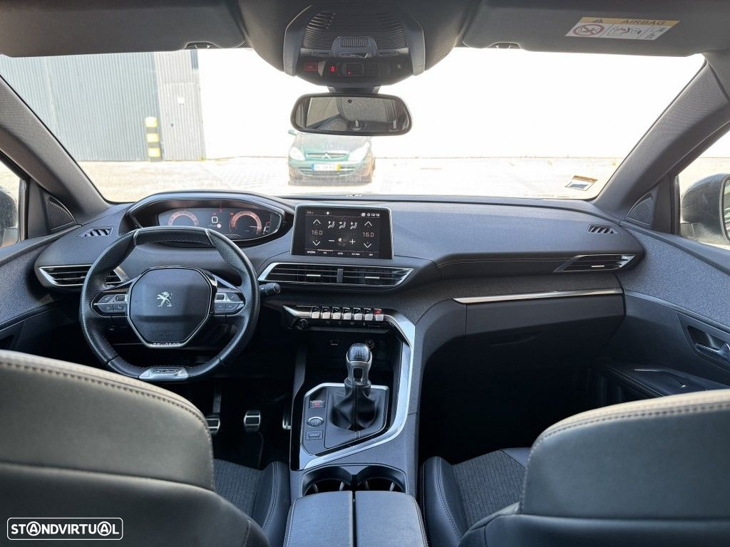 Peugeot 5008 1.5 BlueHDi GT Line - 23