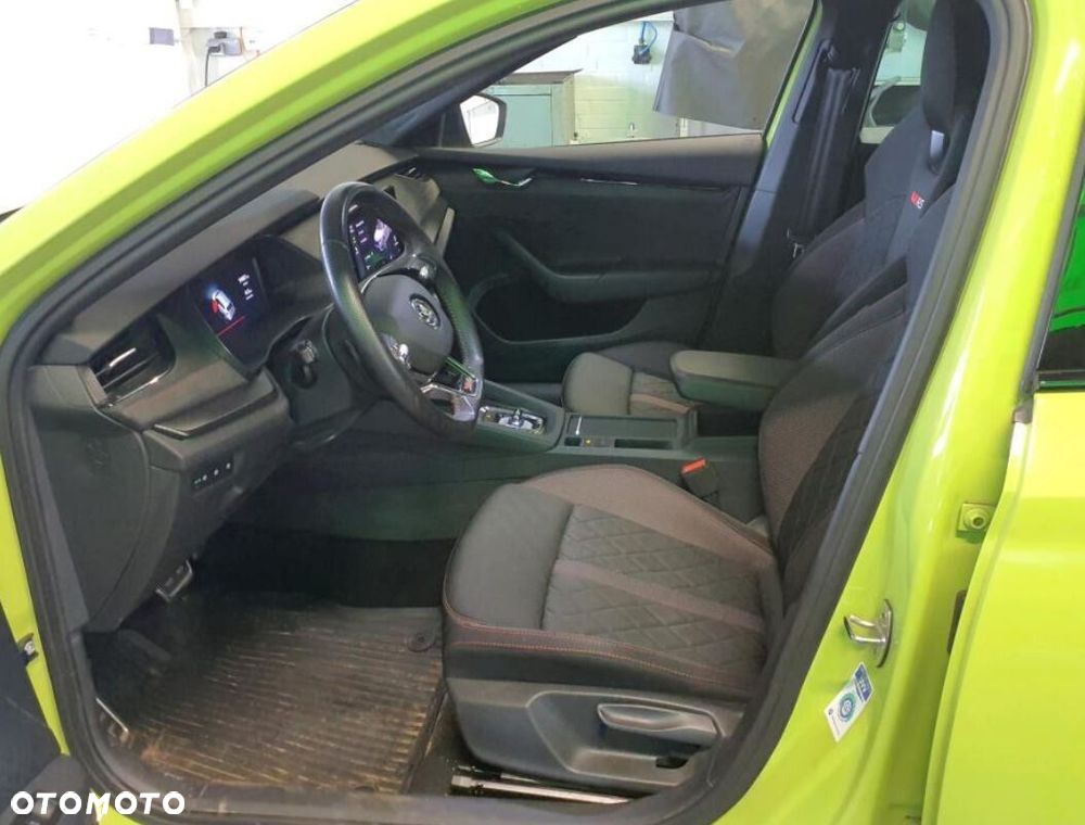 Skoda Octavia 2.0 TDI RS DSG - 5