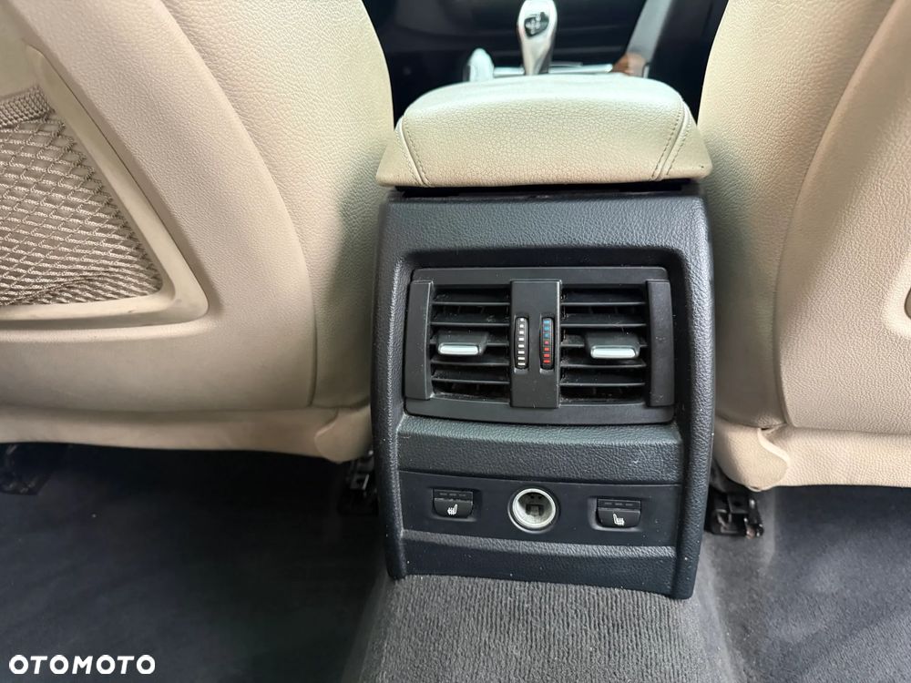 BMW 3GT 335i xDrive GT - 17