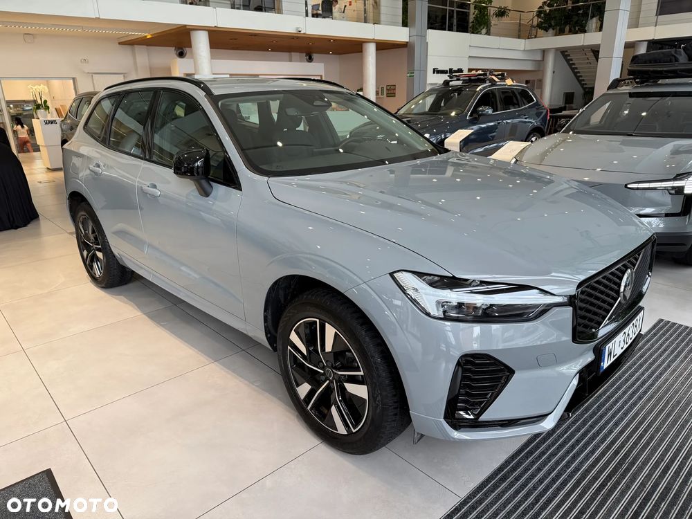 Volvo XC 60 B5 B AWD Plus Dark - 5