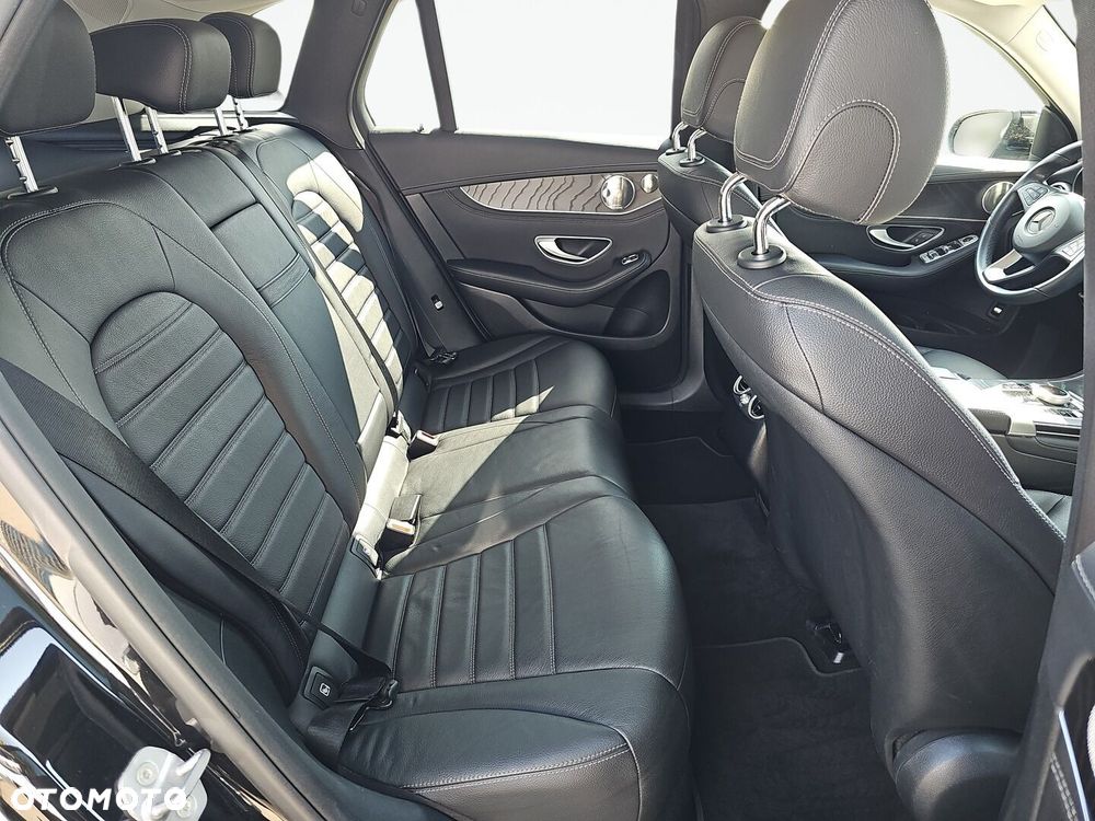 Mercedes-Benz GLC 250 4-Matic - 28