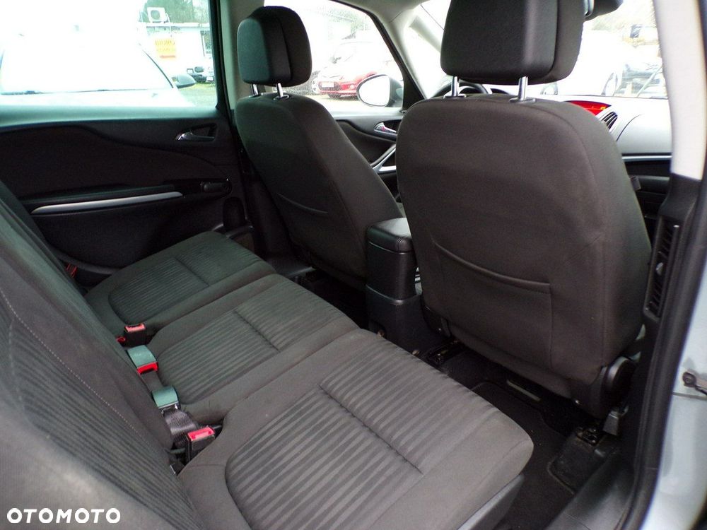 Opel Zafira - 29