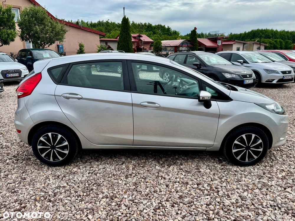 Ford Fiesta - 20