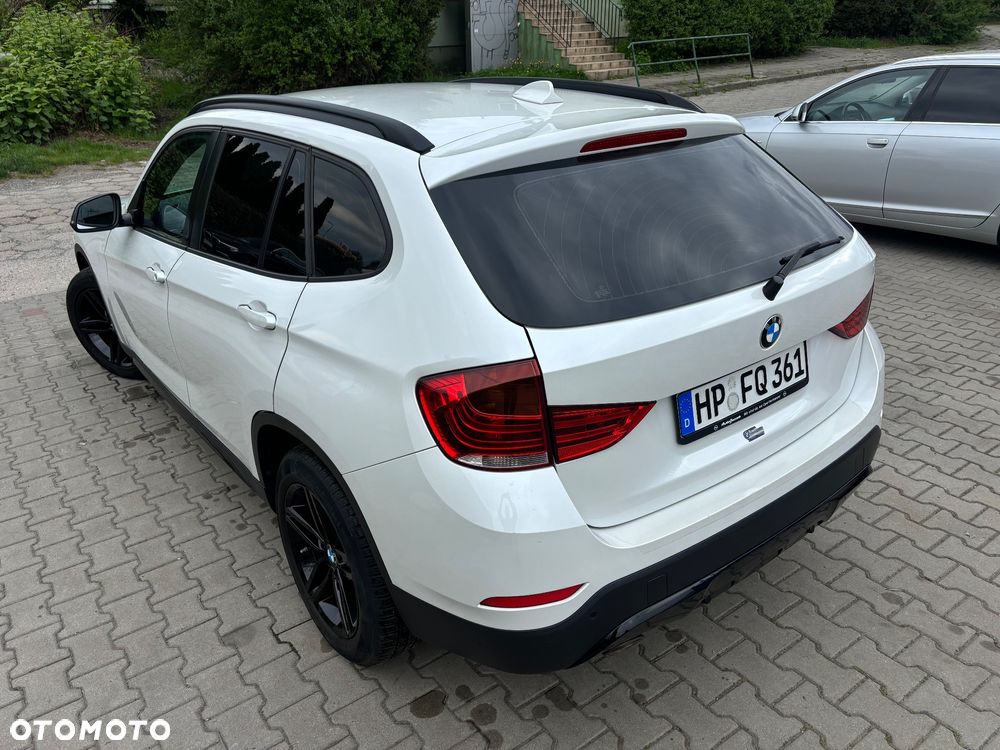 BMW X1 sDrive18d Sport Line - 27