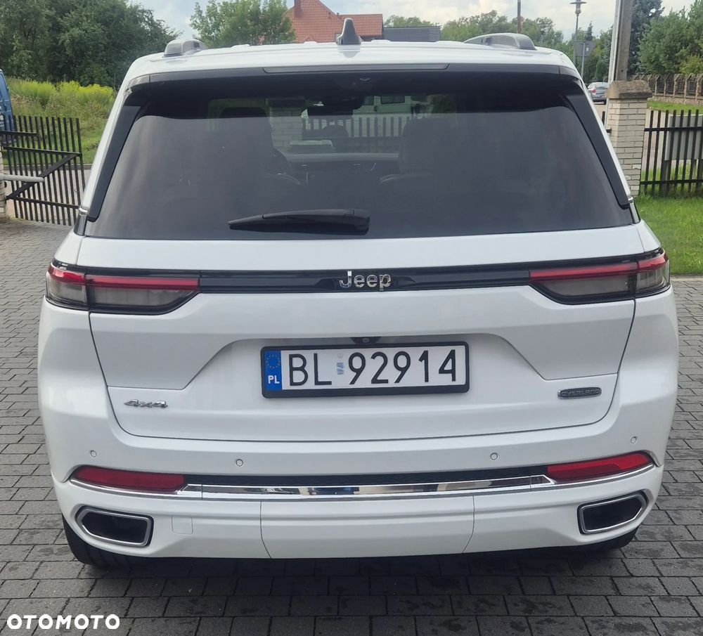 Jeep Grand Cherokee - 4