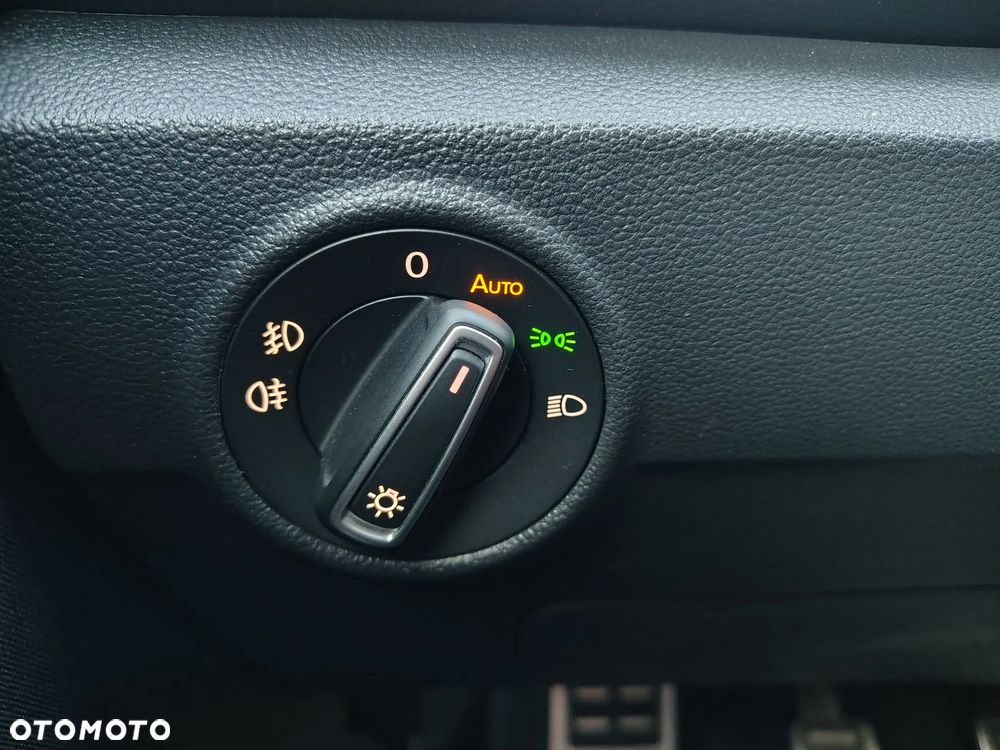 Volkswagen T-Roc 1.0 TSI OPF Style - 18