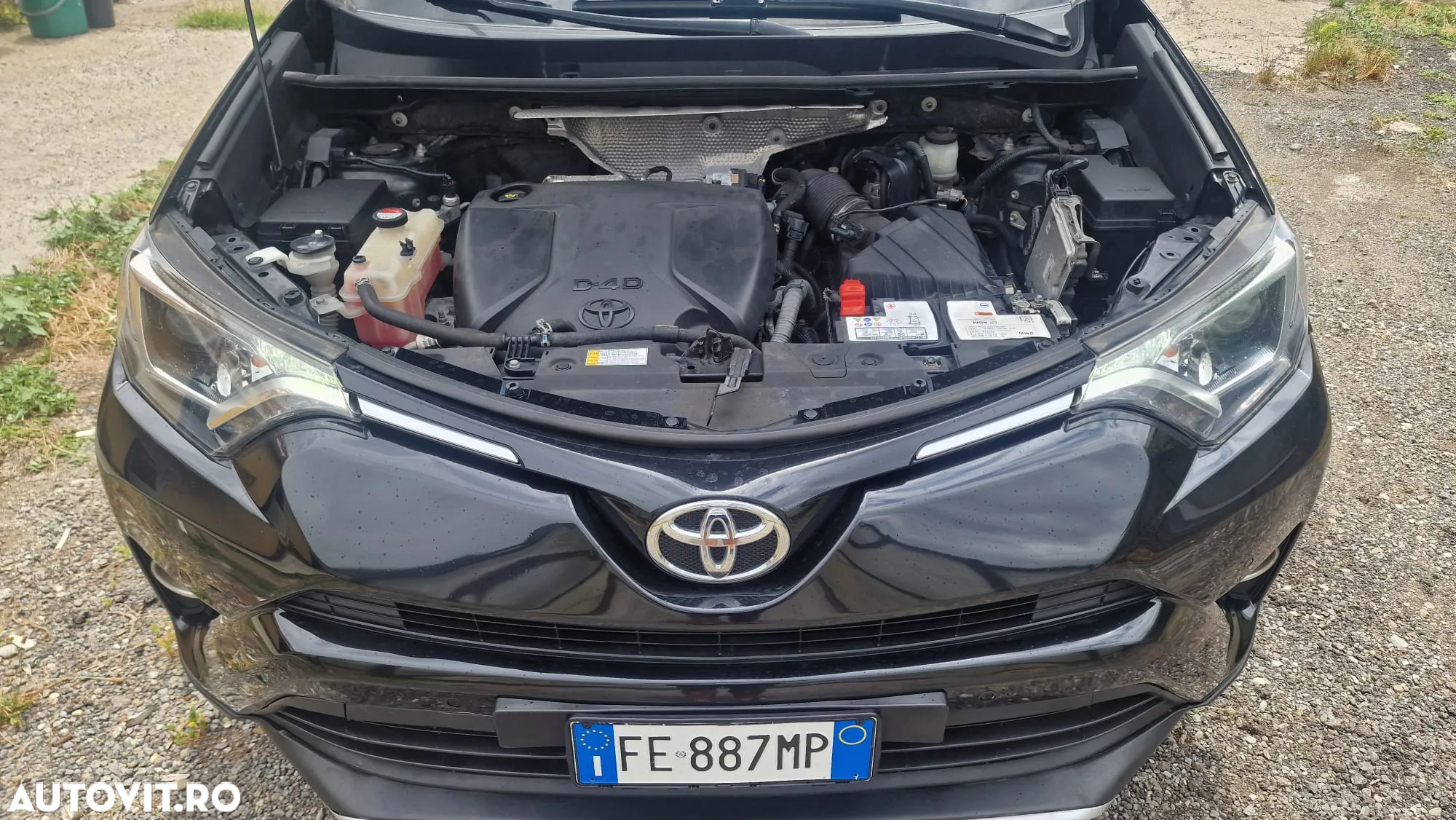 Toyota RAV4 2.0 D-4D 2WD Elegance - 11